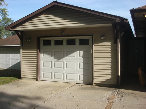 Tiny photo for 1004 Holcomb Street, Streator, IL 61364 (MLS # 12752859)