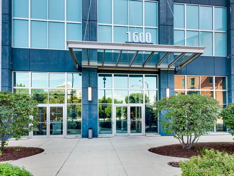 Tiny photo for 1600 S Indiana Avenue #1902, Chicago, IL 60616 (MLS # 12580584)