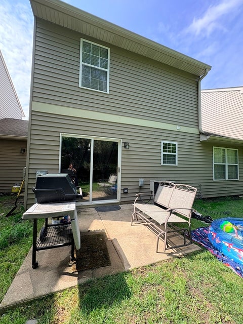 Tiny photo for 1422 W SPLIT OAK Circle, Round Lake Beach, IL 60073 (MLS # 12692655)