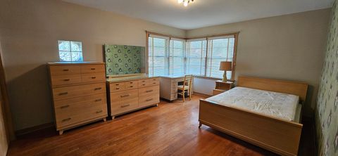 Tiny photo for 9241 S Richmond Avenue, Evergreen Park, IL 60805 (MLS # 12484875)