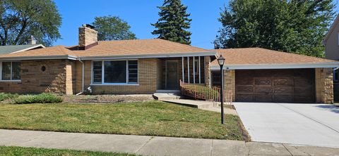Photo of 9241 S Richmond Avenue, Evergreen Park, IL 60805 (MLS # 12484875)