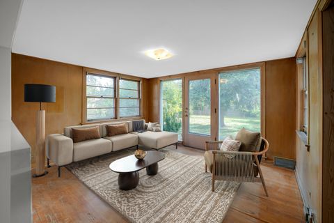 Tiny photo for 9241 S Richmond Avenue, Evergreen Park, IL 60805 (MLS # 12484875)