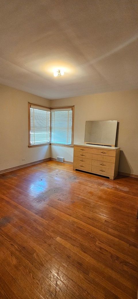 Tiny photo for 9241 S Richmond Avenue, Evergreen Park, IL 60805 (MLS # 12484875)