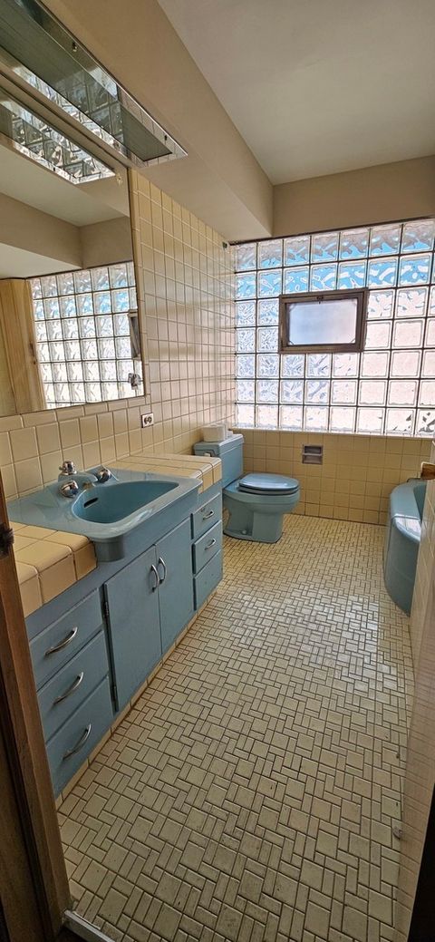 Tiny photo for 9241 S Richmond Avenue, Evergreen Park, IL 60805 (MLS # 12484875)