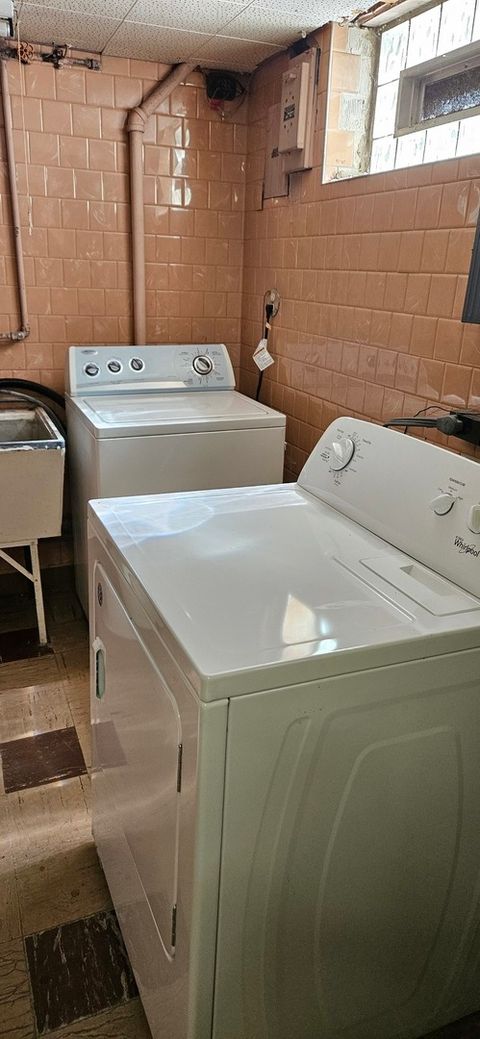 Tiny photo for 9241 S Richmond Avenue, Evergreen Park, IL 60805 (MLS # 12484875)