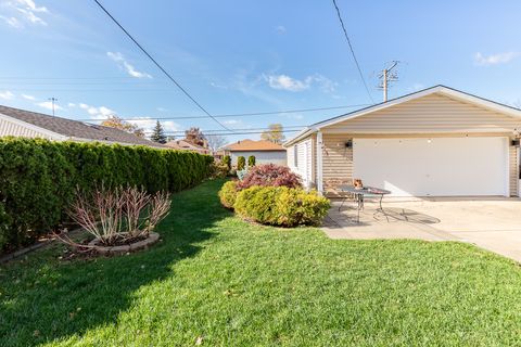 A home in Schiller Park