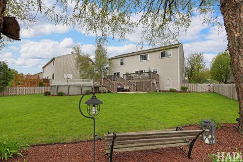 Tiny photo for 1053 Wheatland Drive, Crystal Lake, IL 60014 (MLS # 12623039)