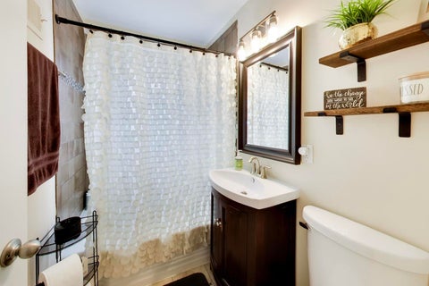 Tiny photo for 1650 Mayfair Avenue, Westchester, IL 60154 (MLS # 12754206)