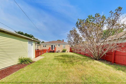 Tiny photo for 1650 Mayfair Avenue, Westchester, IL 60154 (MLS # 12754206)