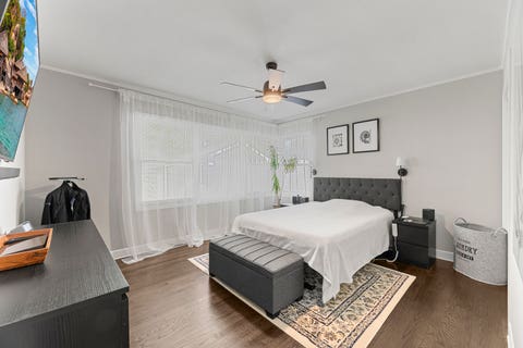 Tiny photo for 9 N Waverly Place, Mount Prospect, IL 60056 (MLS # 12696159)