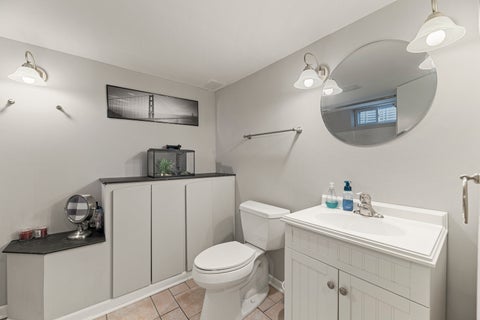 Tiny photo for 9 N Waverly Place, Mount Prospect, IL 60056 (MLS # 12696159)