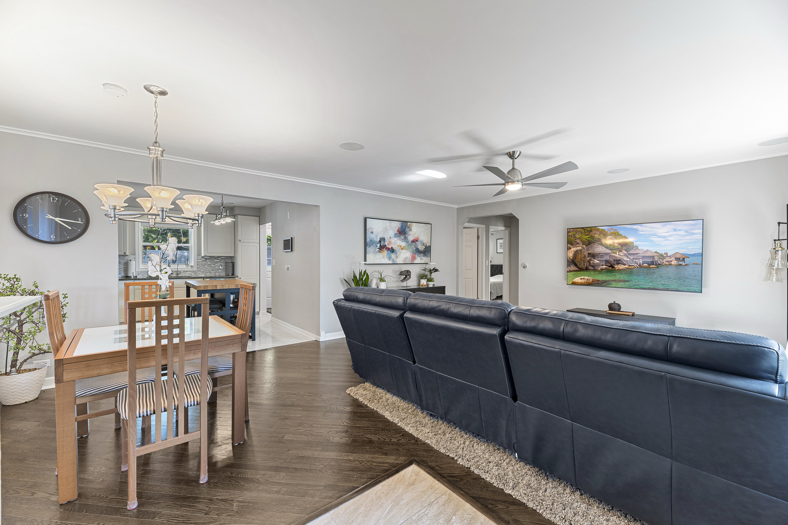 9 N Waverly Place