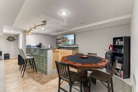 Tiny photo for 9 N Waverly Place, Mount Prospect, IL 60056 (MLS # 12696159)