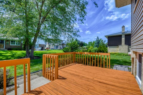 Tiny photo for 532 Summit Drive, Schaumburg, IL 60193 (MLS # 12708390)