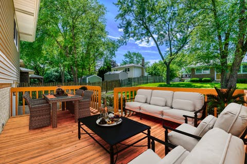 Tiny photo for 532 Summit Drive, Schaumburg, IL 60193 (MLS # 12708390)