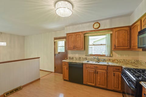 Tiny photo for 532 Summit Drive, Schaumburg, IL 60193 (MLS # 12708390)