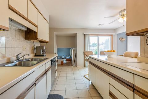 Tiny photo for 10927 S Circle Drive, Palos Hills, IL 60465 (MLS # 12497451)