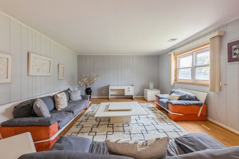 Tiny photo for 10927 S Circle Drive, Palos Hills, IL 60465 (MLS # 12497451)