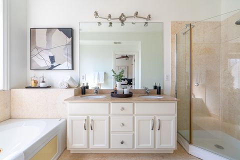 Tiny photo for 4038 N Kenmore Avenue #3, Chicago, IL 60613 (MLS # 12602993)