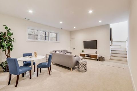 Tiny photo for 2617 W Carmen Avenue, Chicago, IL 60625 (MLS # 12598309)