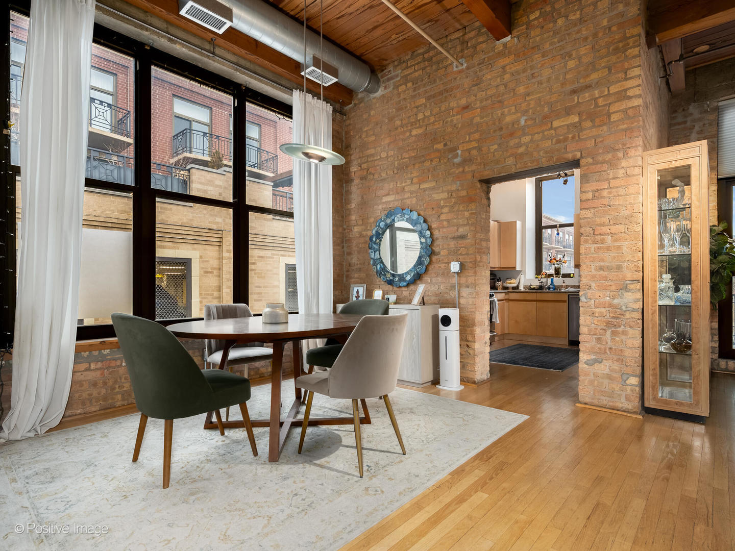 1330 W Monroe Street 410