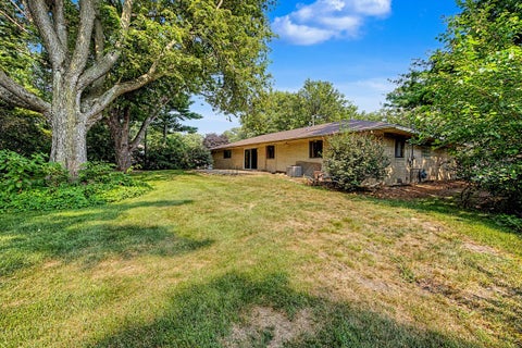 Tiny photo for 109 E Parkview Drive, Forrest, IL 61741 (MLS # 12702279)