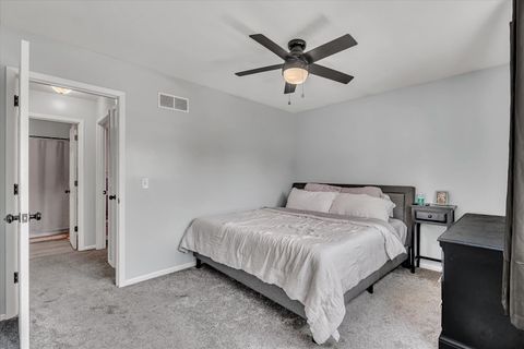 Tiny photo for 425 N 6th Street, Eldridge, IA 52748 (MLS # 12696709)