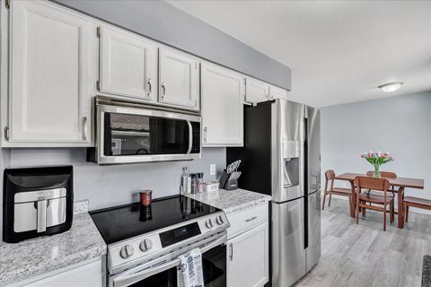 Tiny photo for 425 N 6th Street, Eldridge, IA 52748 (MLS # 12696709)