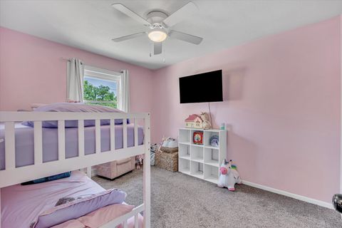 Tiny photo for 425 N 6th Street, Eldridge, IA 52748 (MLS # 12696709)