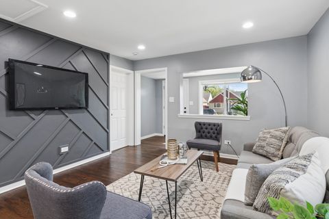 Tiny photo for 1528 N 39th Avenue, Stone Park, IL 60165 (MLS # 12620549)
