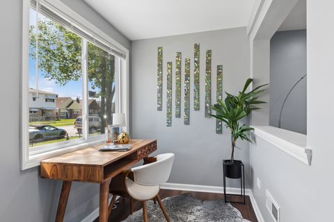 Tiny photo for 1528 N 39th Avenue, Stone Park, IL 60165 (MLS # 12620549)