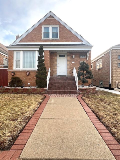 Photo of 7125 S Hamlin Avenue, Chicago, IL 60629 (MLS # 12571443)