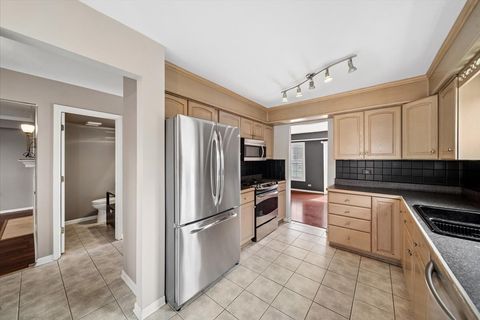 Tiny photo for 117 Prairie Drive, Westmont, IL 60559 (MLS # 12585235)