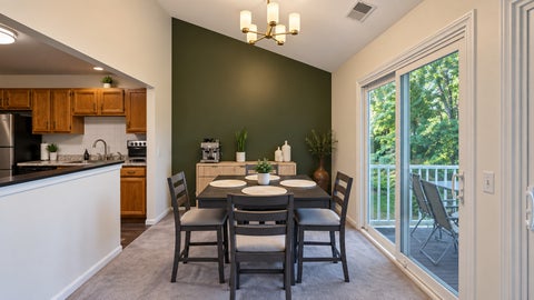 Tiny photo for 311 Glasgow Lane #V2, Schaumburg, IL 60194 (MLS # 12756595)