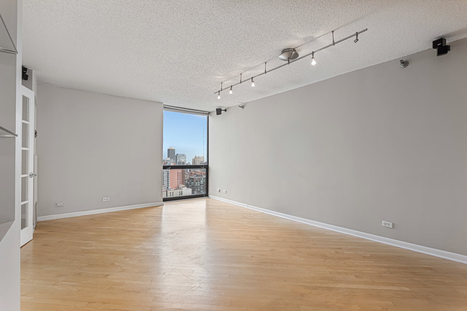 1122 N Clark Street 3105
