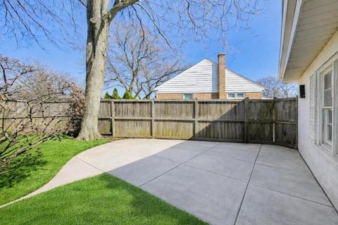 Tiny photo for 5237 Conrad Street, Skokie, IL 60077 (MLS # 12589851)