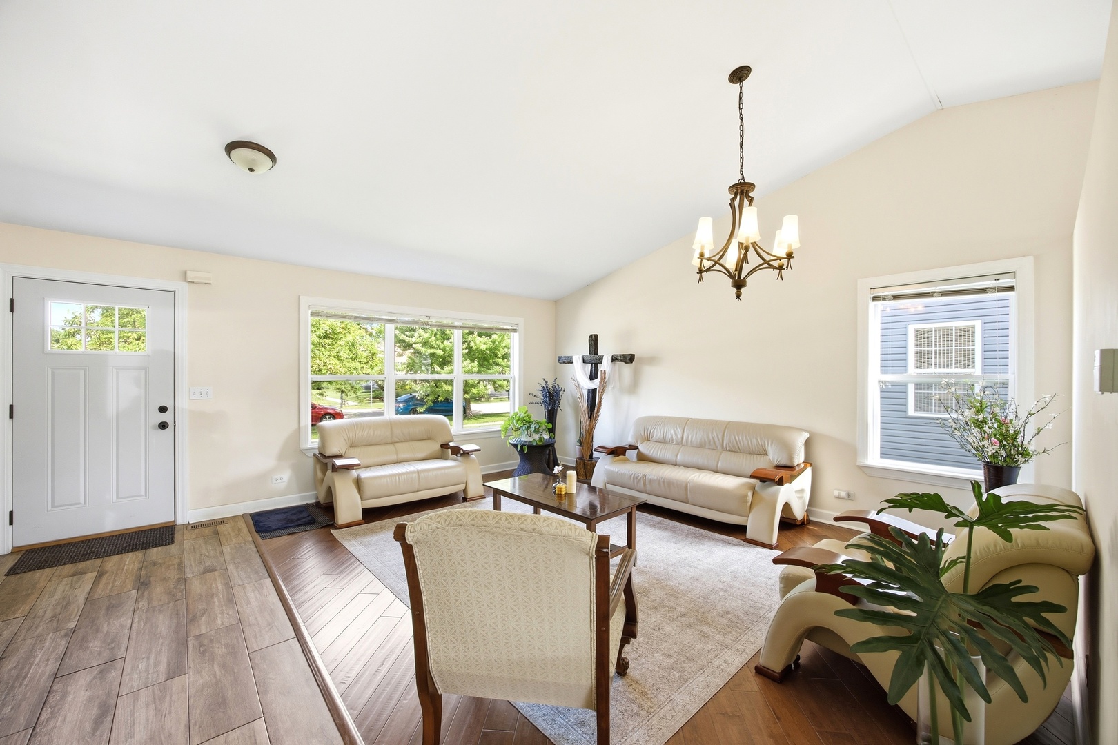 2438 Lotus Drive