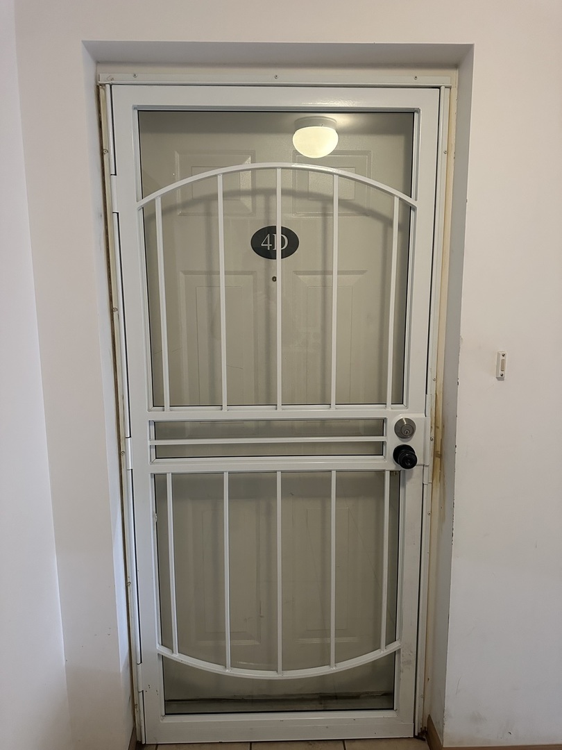 239 W 18th Street 4D