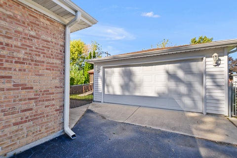 Tiny photo for 5262 Alexander Place, Oak Lawn, IL 60453 (MLS # 12779841)