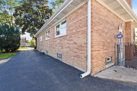 Tiny photo for 5262 Alexander Place, Oak Lawn, IL 60453 (MLS # 12779841)