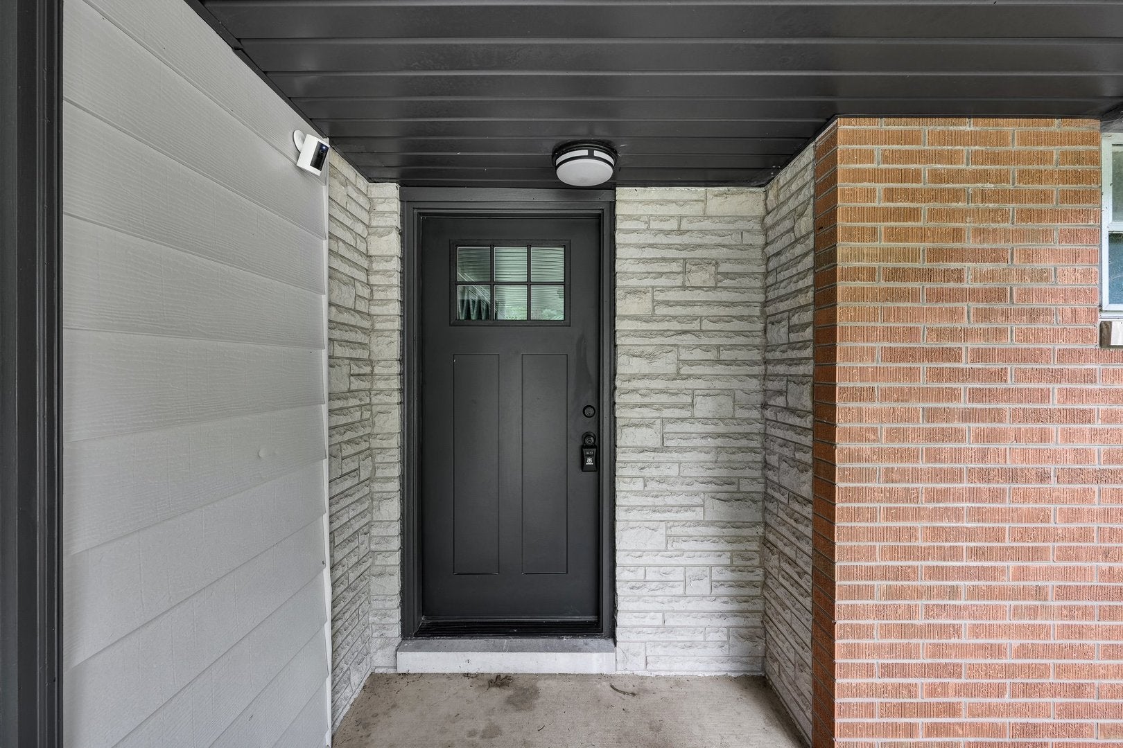 2418 N Lehman Road