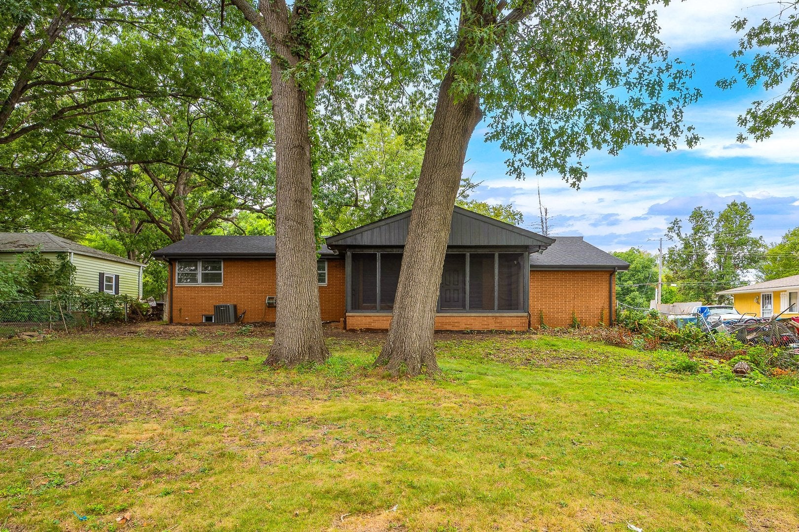 2418 N Lehman Road