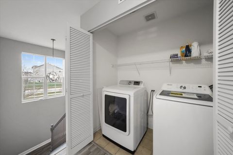 Tiny photo for 1458 Deer Pointe Drive, South Elgin, IL 60177 (MLS # 12524406)