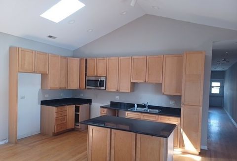 Tiny photo for 1352 W Hubbard Street #4, Chicago, IL 60642 (MLS # 12456842)