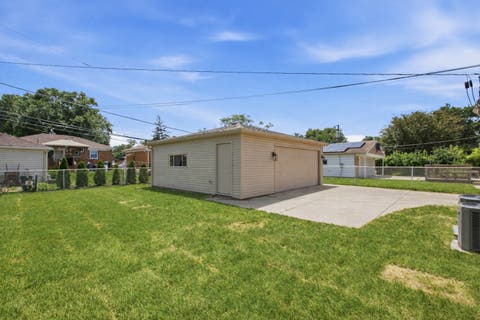 Tiny photo for 11157 Shaw Street, Westchester, IL 60154 (MLS # 12692394)