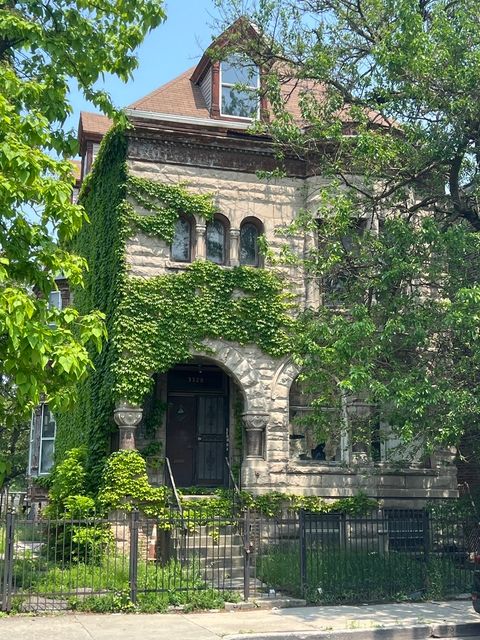 3328 W Warren Boulevard Chicago IL 60624