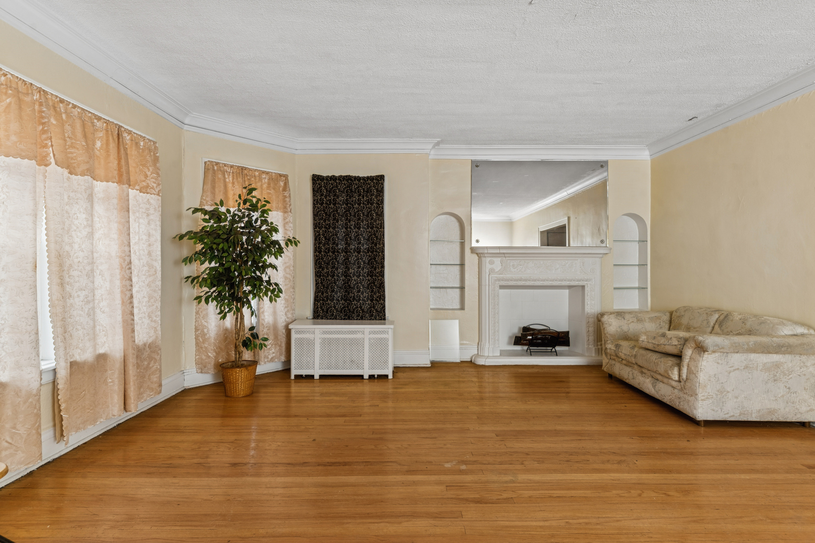 7718 S Kingston Avenue