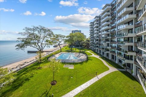 Tiny photo for 1630 Sheridan Road #3C, Wilmette, IL 60091 (MLS # 12466595)