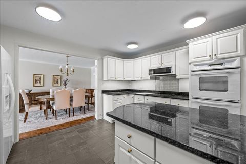 Tiny photo for 1630 Sheridan Road #3C, Wilmette, IL 60091 (MLS # 12466595)