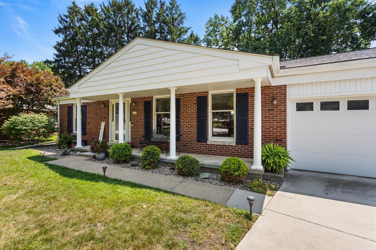 4 Stanford Place